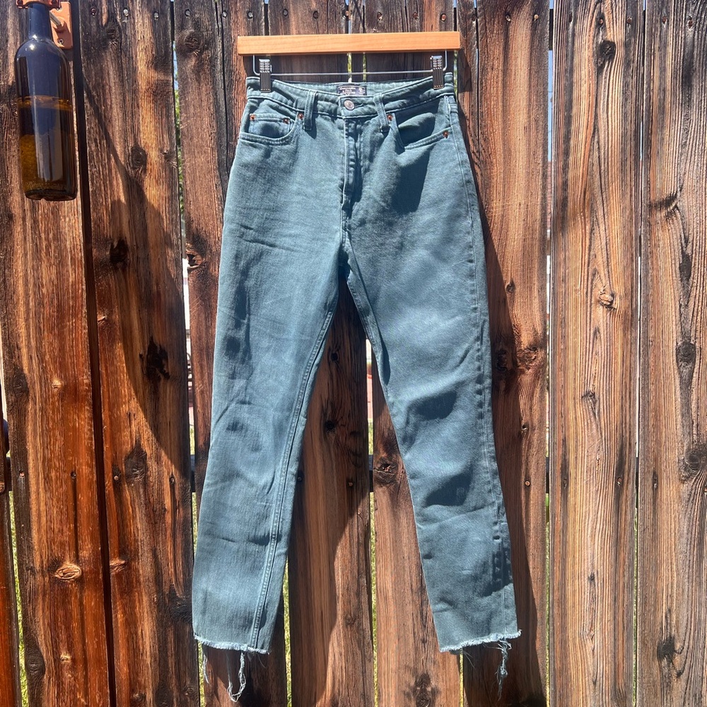 Abercrombie & Fitch Teal Wash Simone High Rise Slim Jeans Raw Hem Women’s 25